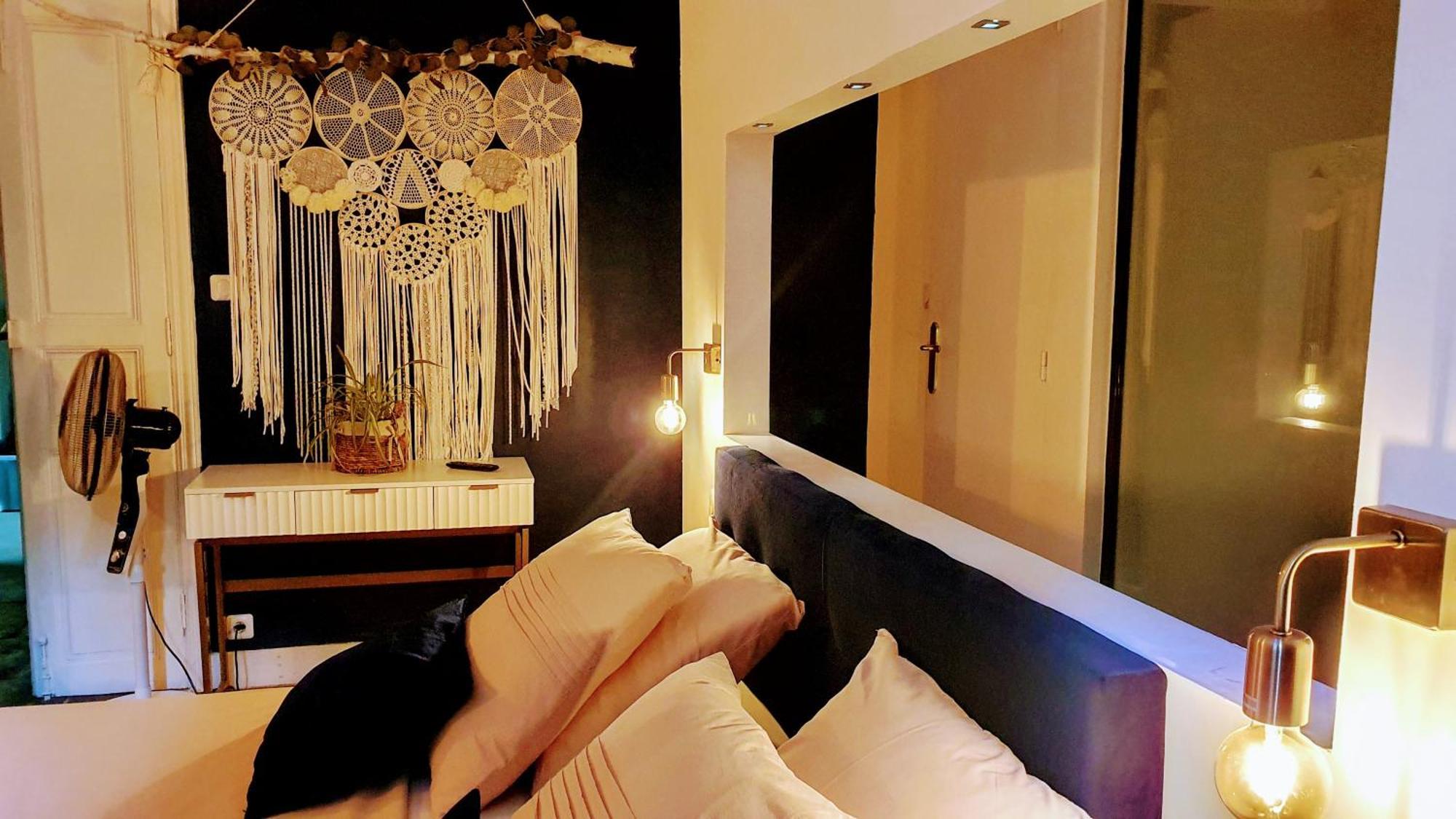 Le 4 Feuilles En.Camargue Hotel Bernis Luaran gambar